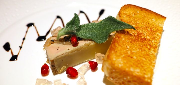 Tout savoir sur le foie gras de canard et le foie gras d'oie du Périgord