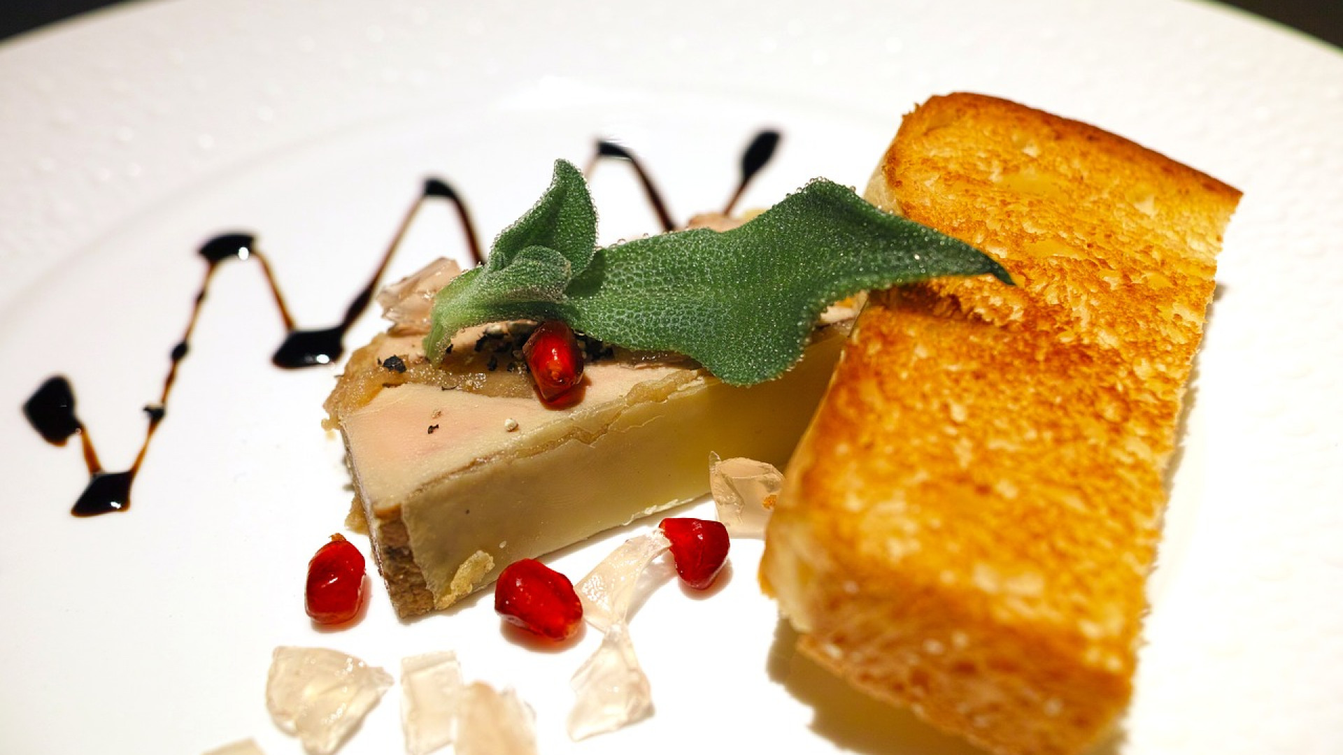 Tout savoir sur le foie gras de canard et le foie gras d'oie du Périgord