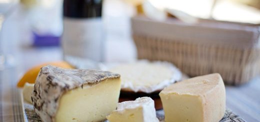 Découvrez le plaisir d'une box de fromages pour régaler vos papilles